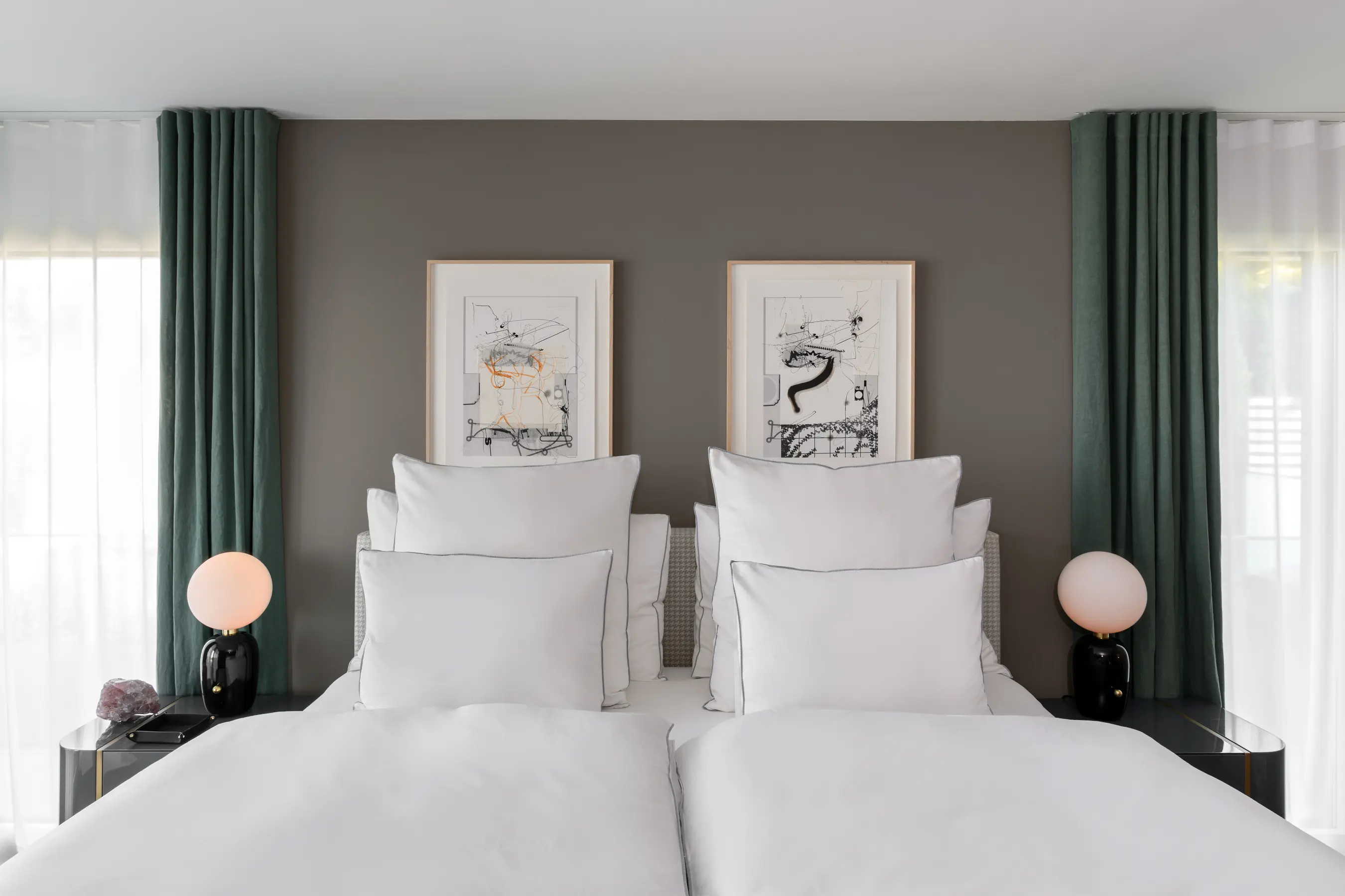 Artsy Contemporary II